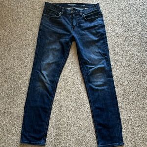 Banana Republic Slim fit Traveler medium dark blue jeans 31x32